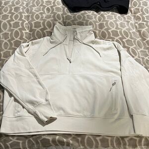 Old Navy Cream Quarter-Zip Sweatshirt